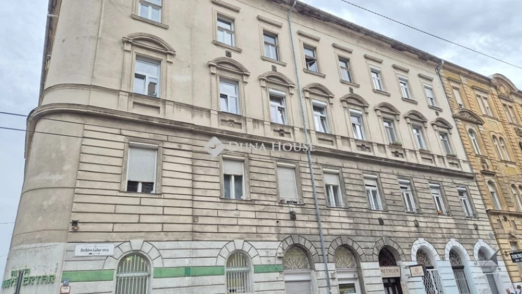 For sale brick flat, Budapest VII. kerület