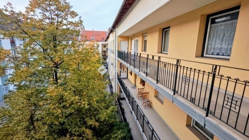 For sale brick flat, Kecskemét, Belváros