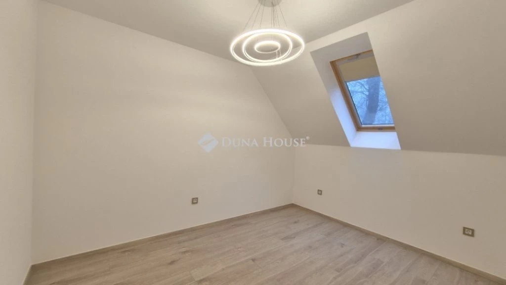 c3-2-name c2-2-name, Kecskemét