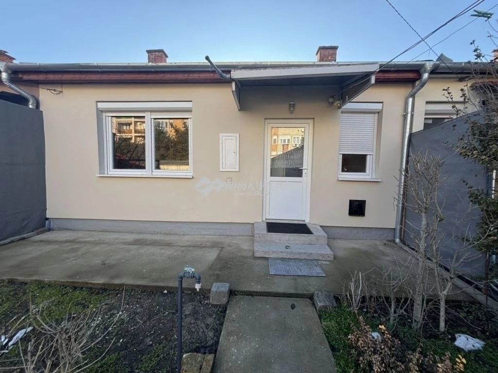 For sale terraced house, Kecskemét