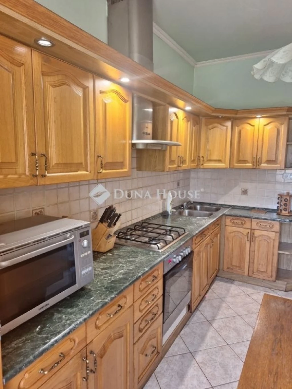 c3-1-name c2-1-name, Tiszaföldvár