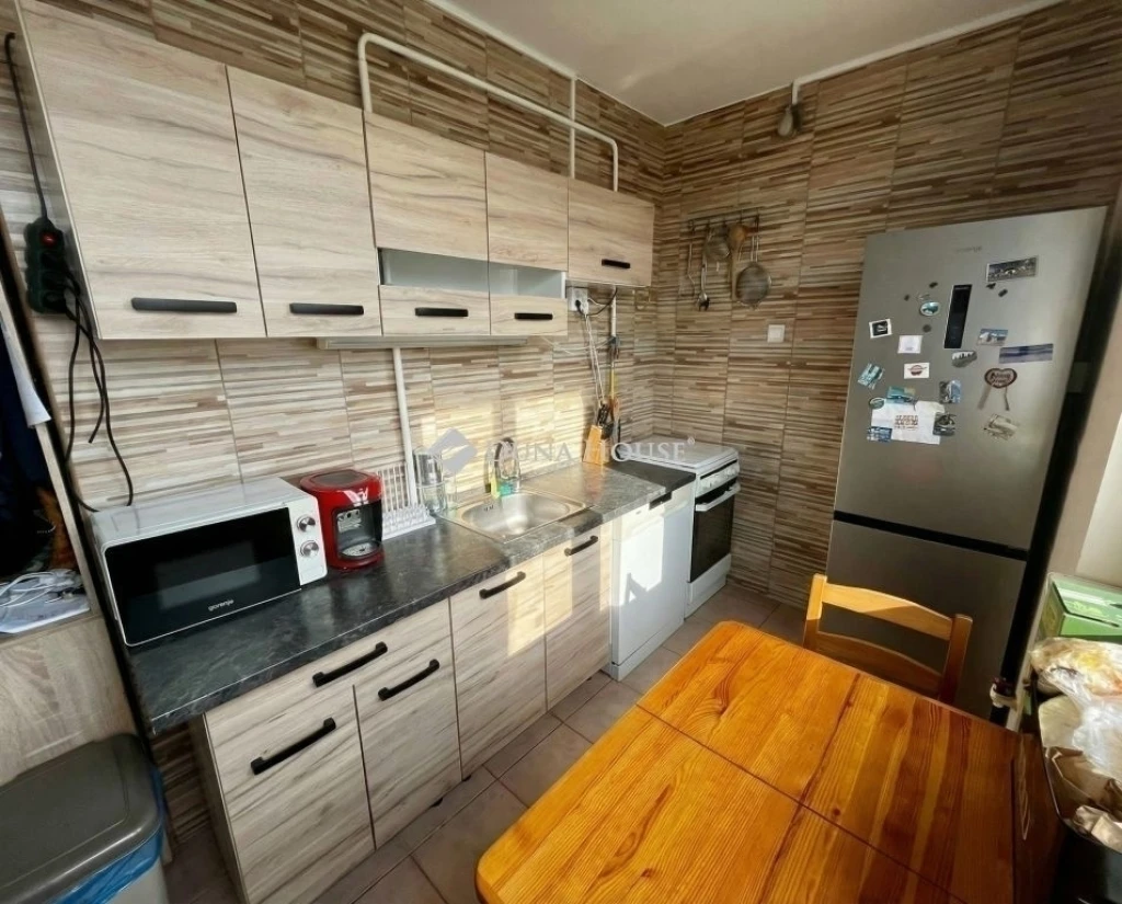 Eladó lakás, Kecskemét