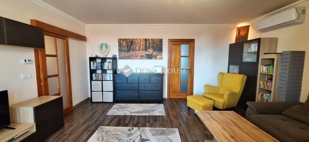 Eladó nappali+3 szobás, igényes lakás Kecskeméten