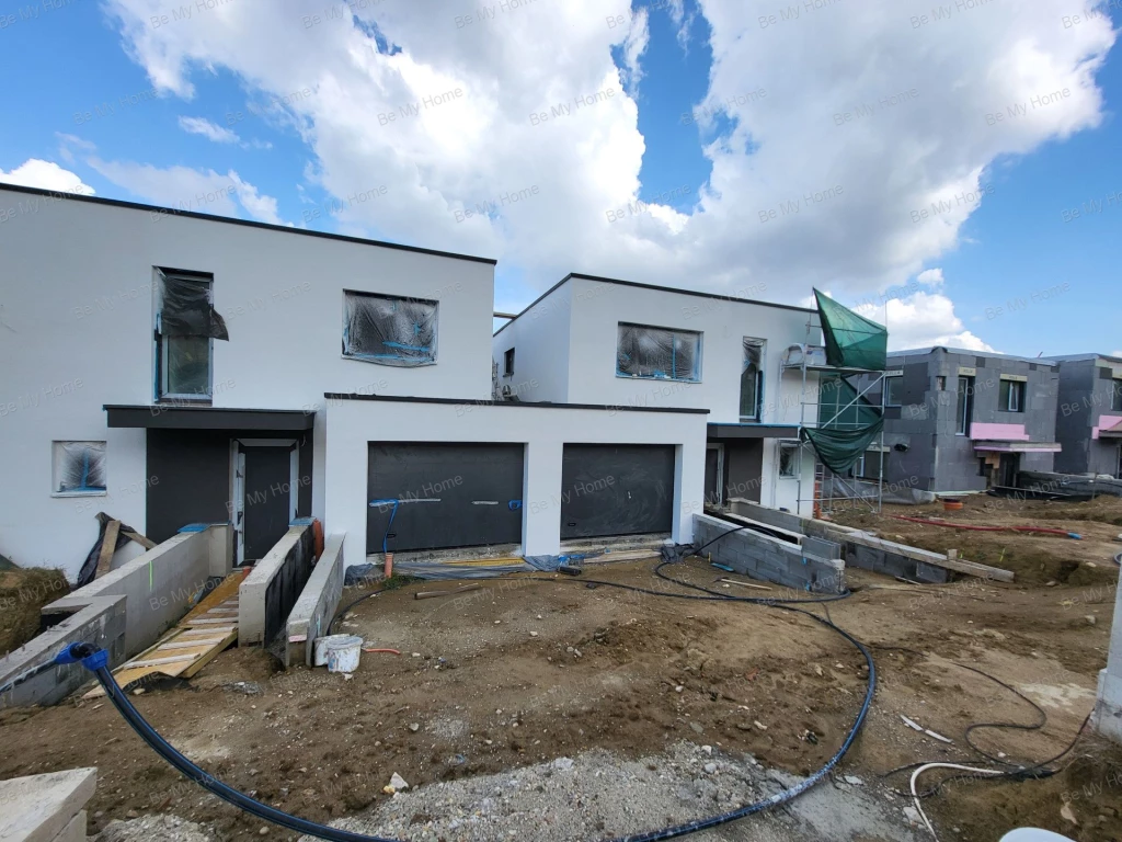 Eladó ikerház, Budapest III. kerület