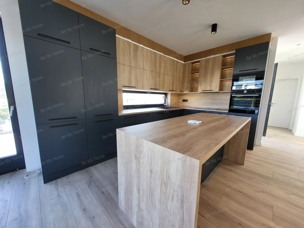 ARANYHEGYEN PANORÁMÁS ÖNÁLLÓ VILLA