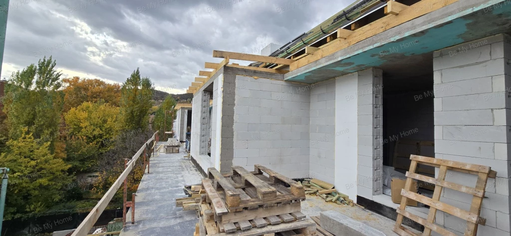 III. KERÜLETBEN ÚJ ÉPÍTÉSŰ TÁRSASHÁZI LAKÁSOK LEKÖTHETŐK!