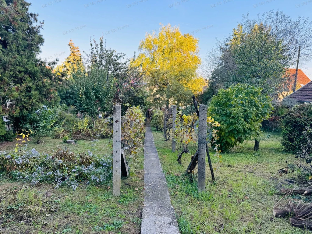 For sale building plot, Budakalász