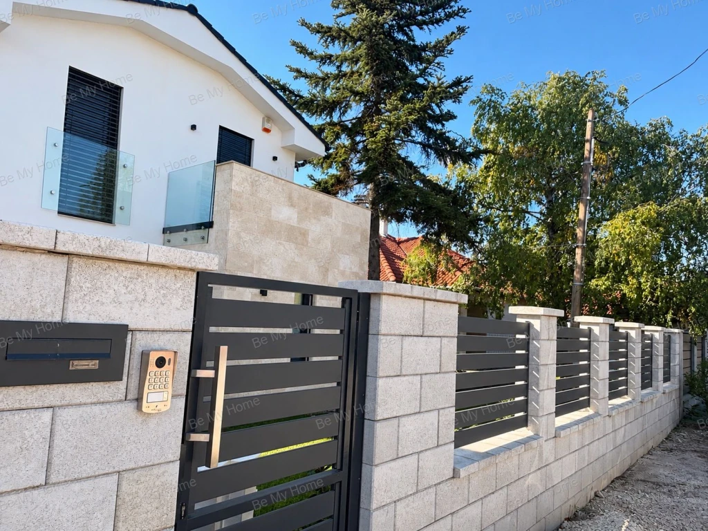 Èpítés alatt àllò prémium családi ház eladó Nagykovácsi Zsíroshegyen – 197 m², 725 m²-es telek