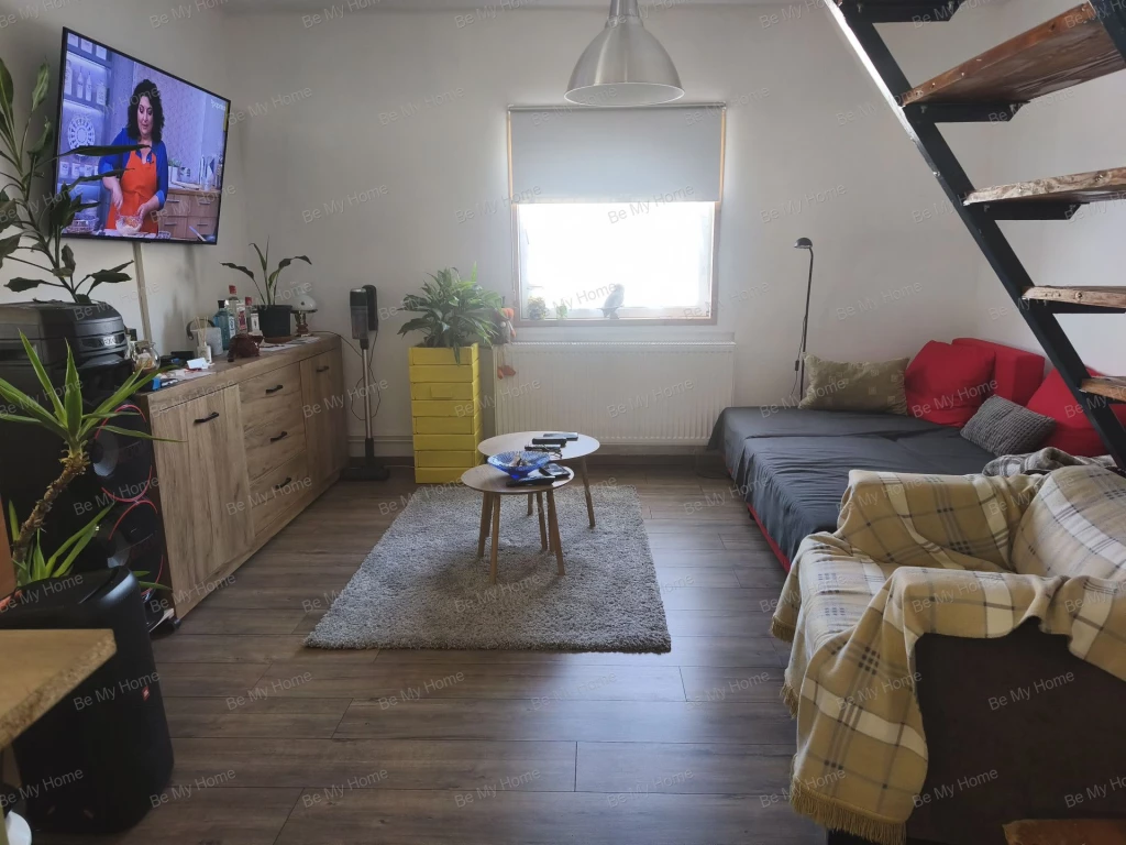 Fót -Kurjancsban eladó egy részben felújított ingatlan nagy telekkel