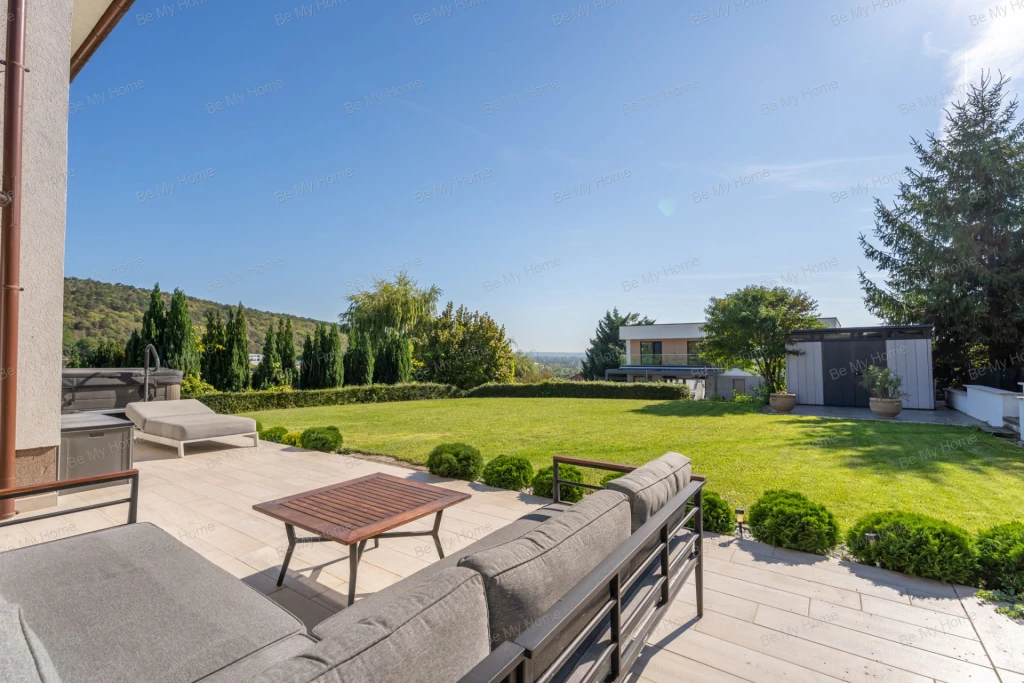 LUXUS CSALÁDI HÁZ ARANYHEGYEN