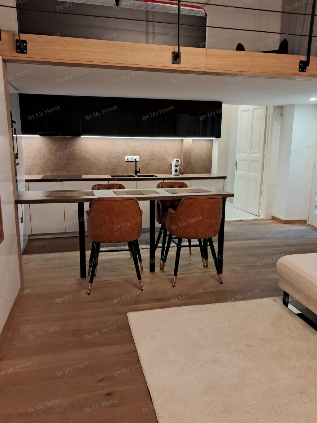 Eladó téglalakás, Budapest VI. kerület, Nagykörúton kívüli terület