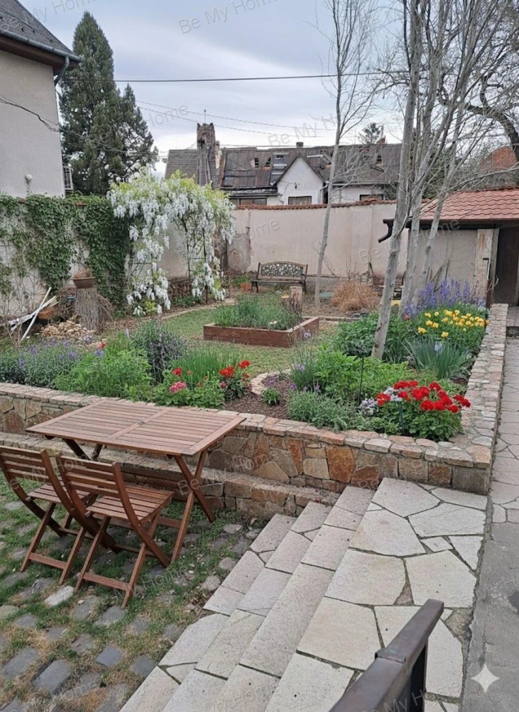 Eladó ikerház, Budapest III. kerület, Csillaghegy