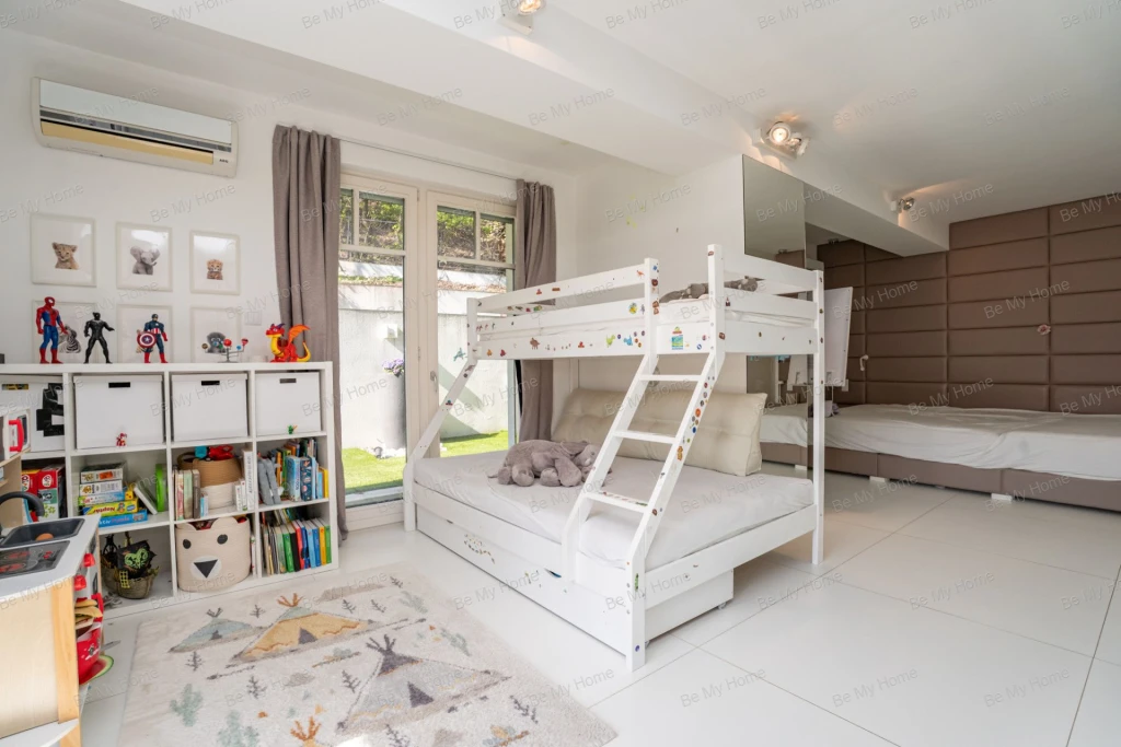 Eladó családi ház, Budapest III. kerület, Testvérhegy