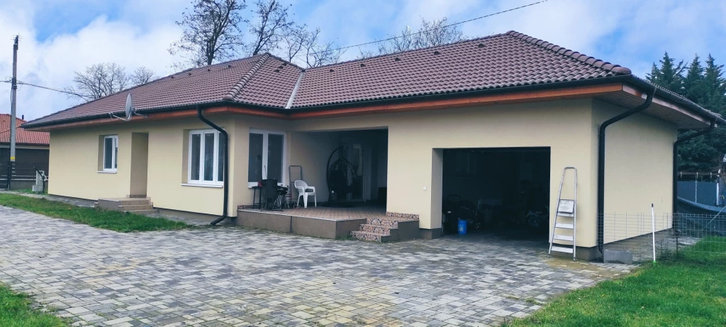 c3-1-name c2-1-name, Nyíregyháza, Nyírszőlős