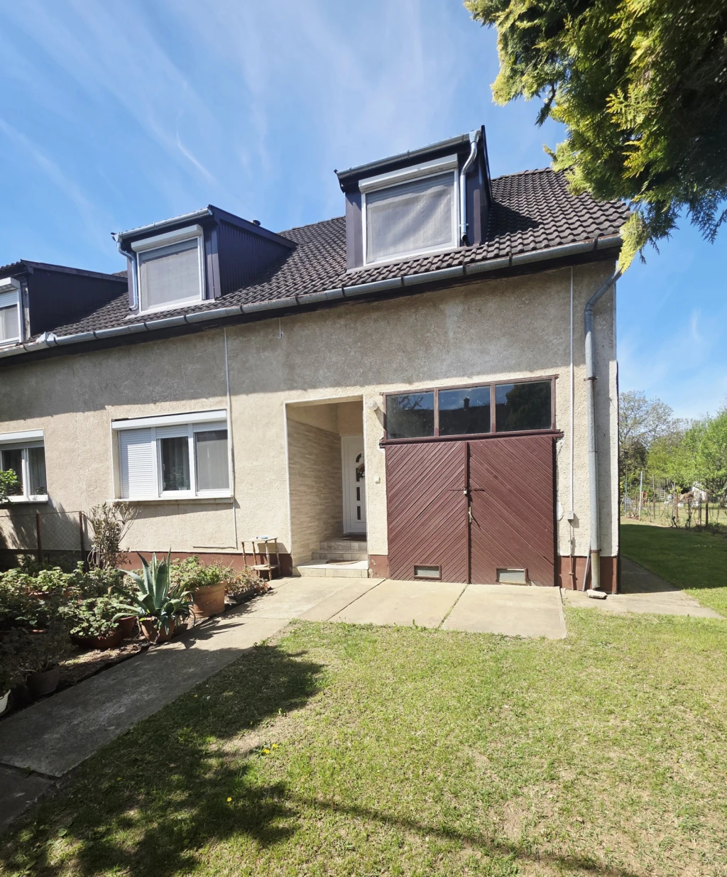 Nyíregyháza - Borbányán szintes ikerház eladó!