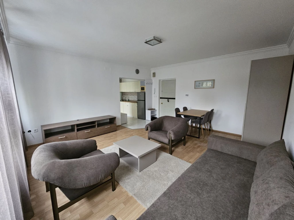 c3-1-name c2-19-name, Nyíregyháza, Belváros