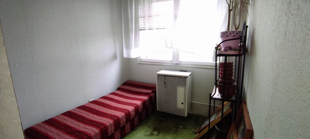 c3-1-name c2-19-name, Nyíregyháza, Malomkert