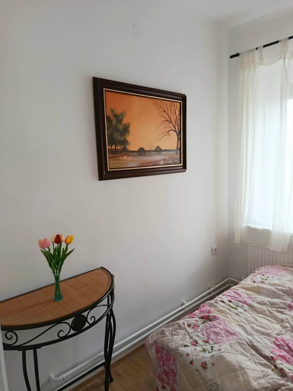 Első emeleti, tégla, gázfűtéses társasházi lakás garázzsal eladó!