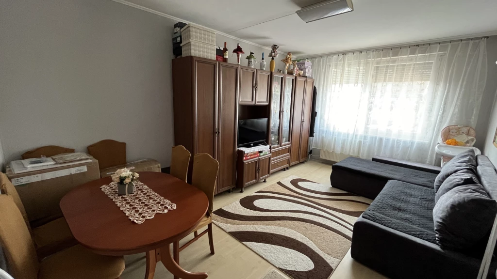 Eladó lakás a Sóstói erdő közelében - kiváló befektetési lehetőség !