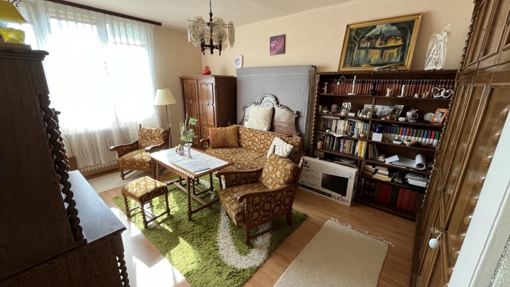 Eladó téglalakás, Nyíregyháza