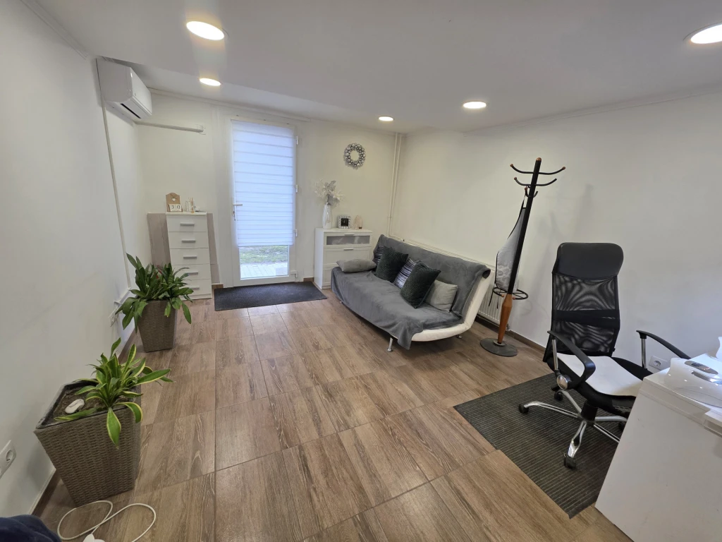 Nyíregyháza belvárosában üzlethelyiség kiadó!