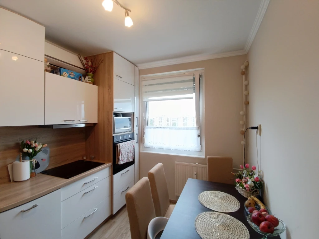Felújított, panorámás, azonnal költözhető 3 szobás lakás Örökösföldön!