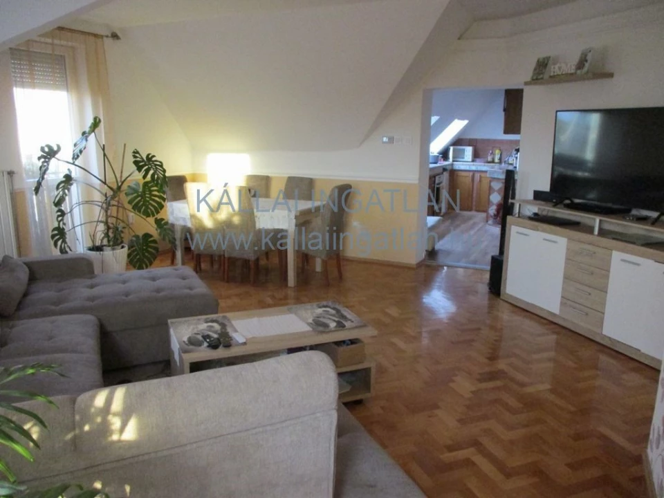 Eladó téglalakás, Nyíregyháza