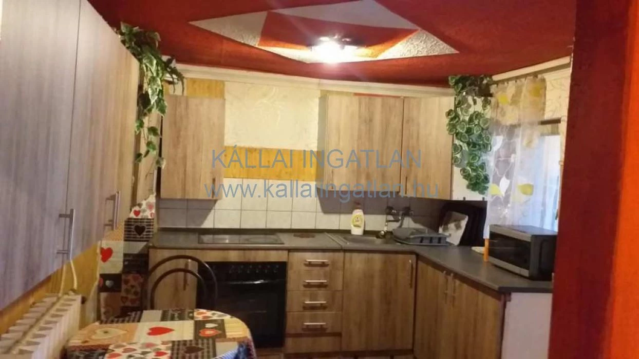 Eladó családi ház, Nyírbogdány