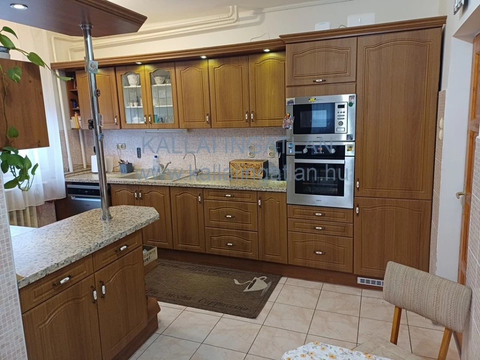 For sale house, Nyíregyháza