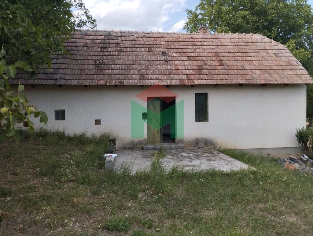 Présház nagy területtel Kéthelyen