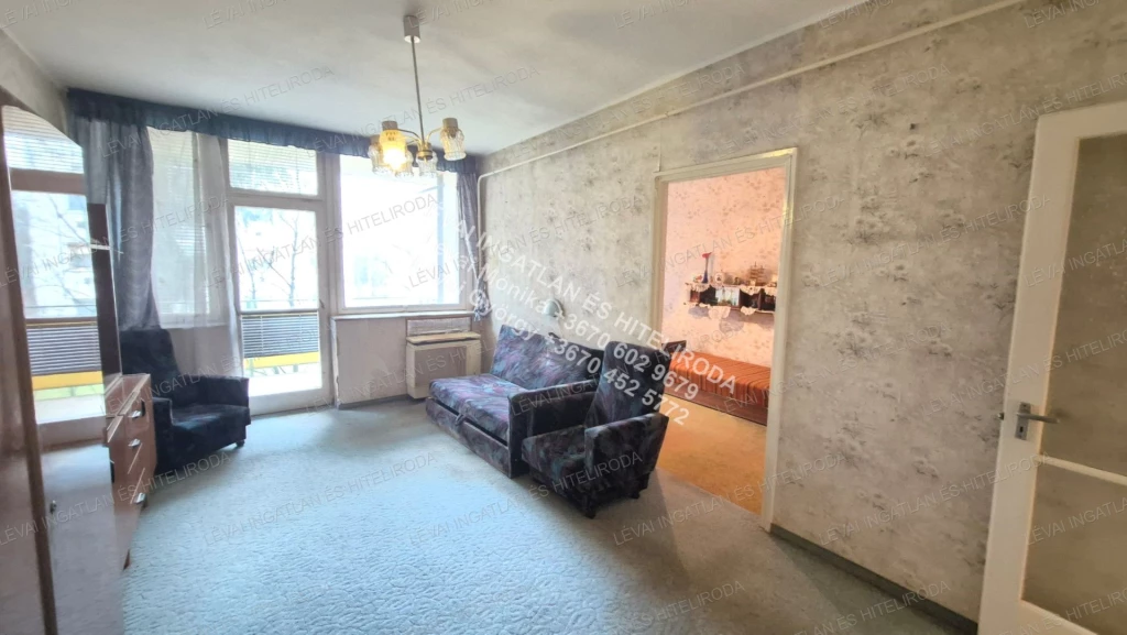 For sale brick flat, Békés, Belváros