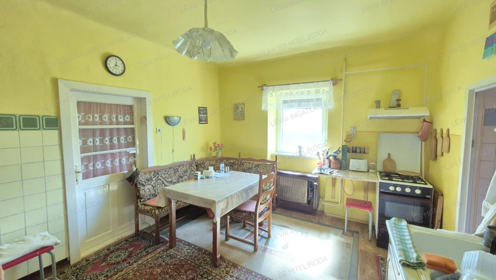 c3-1-name c2-1-name, Szabadkígyós