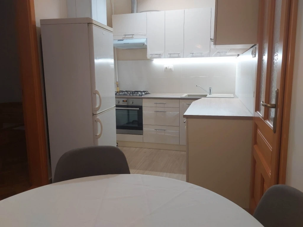 c3-2-name c2-19-name, Pécs, Belváros