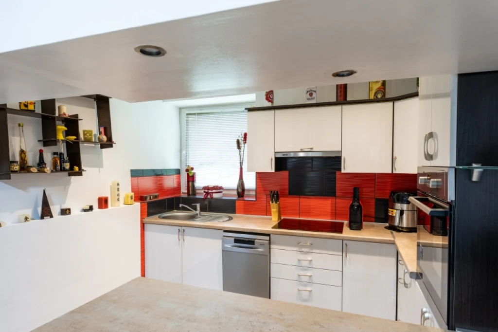 Eladó családi ház, Hidas