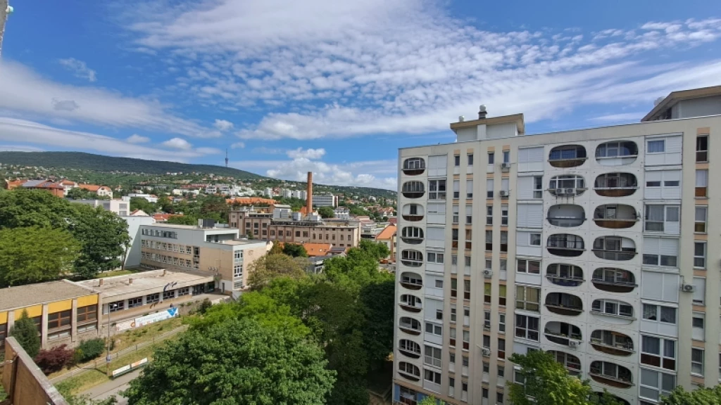 Eladó panellakás, Pécs, Egyetemváros