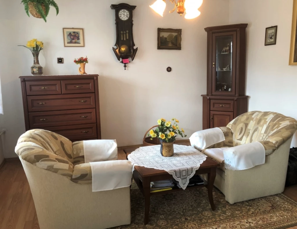 Eladó családi ház, Pécs, Mecsekoldal/Szkókó