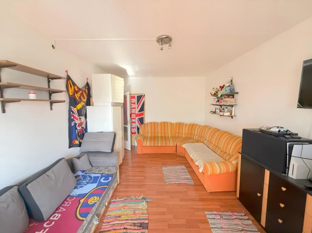 For sale panel flat, Pécs, Kertváros