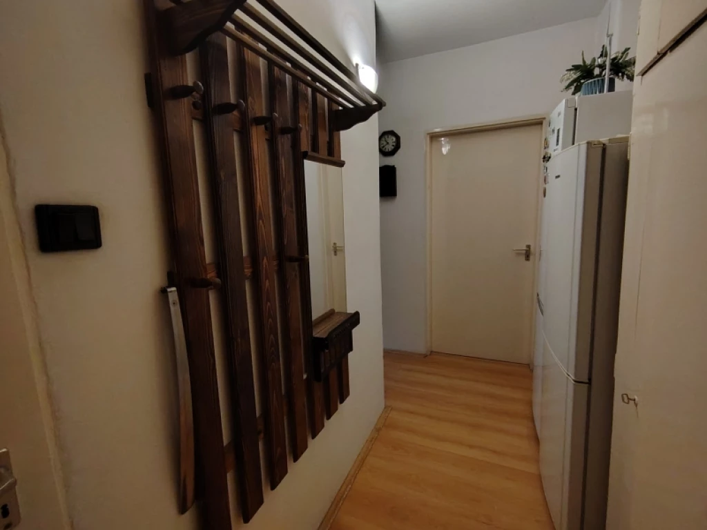 For sale panel flat, Pécs, Egyetemváros