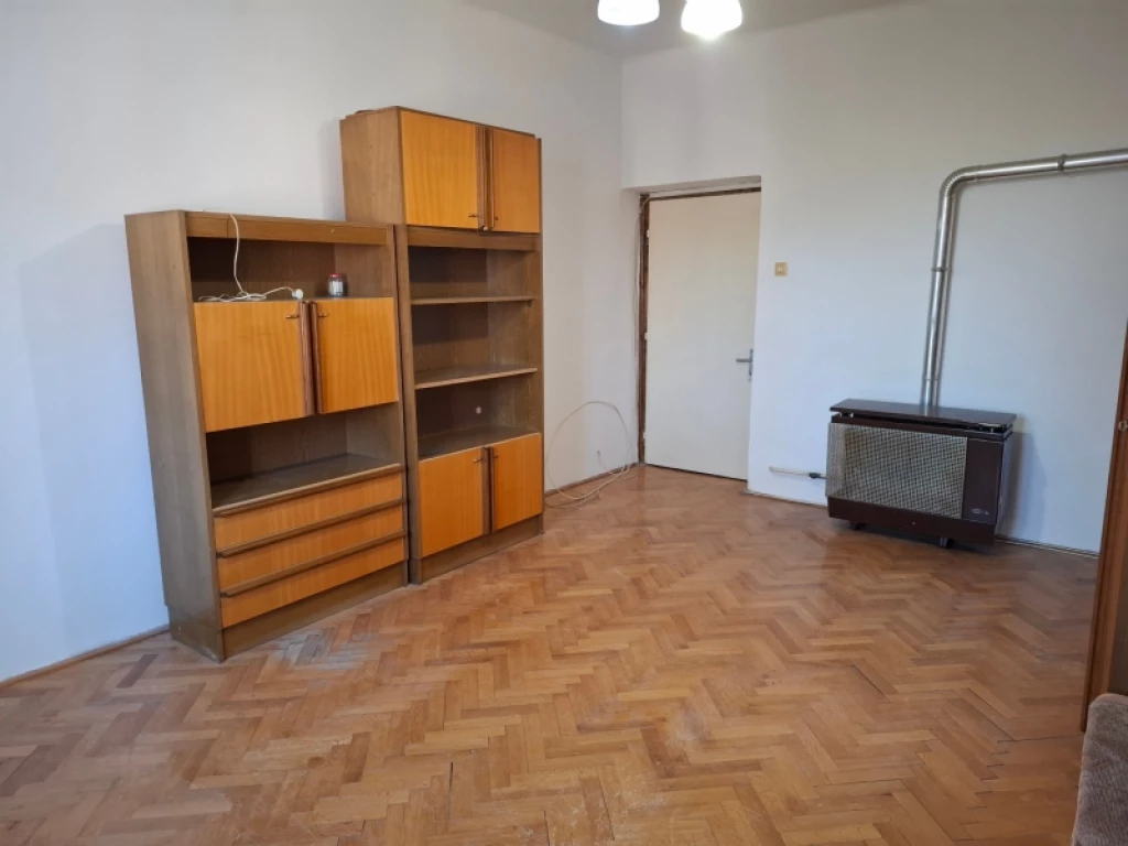 For sale brick flat, Pécs, Meszes