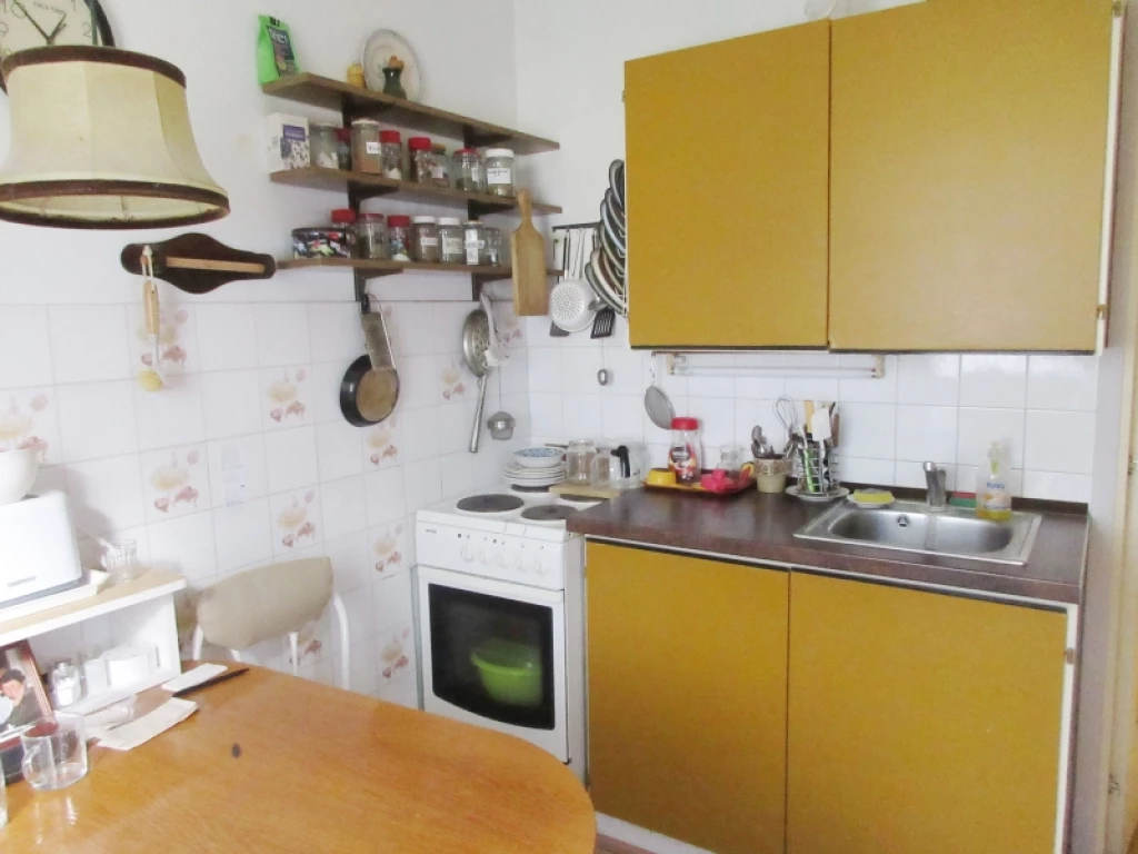 For sale panel flat, Pécs, Kertváros
