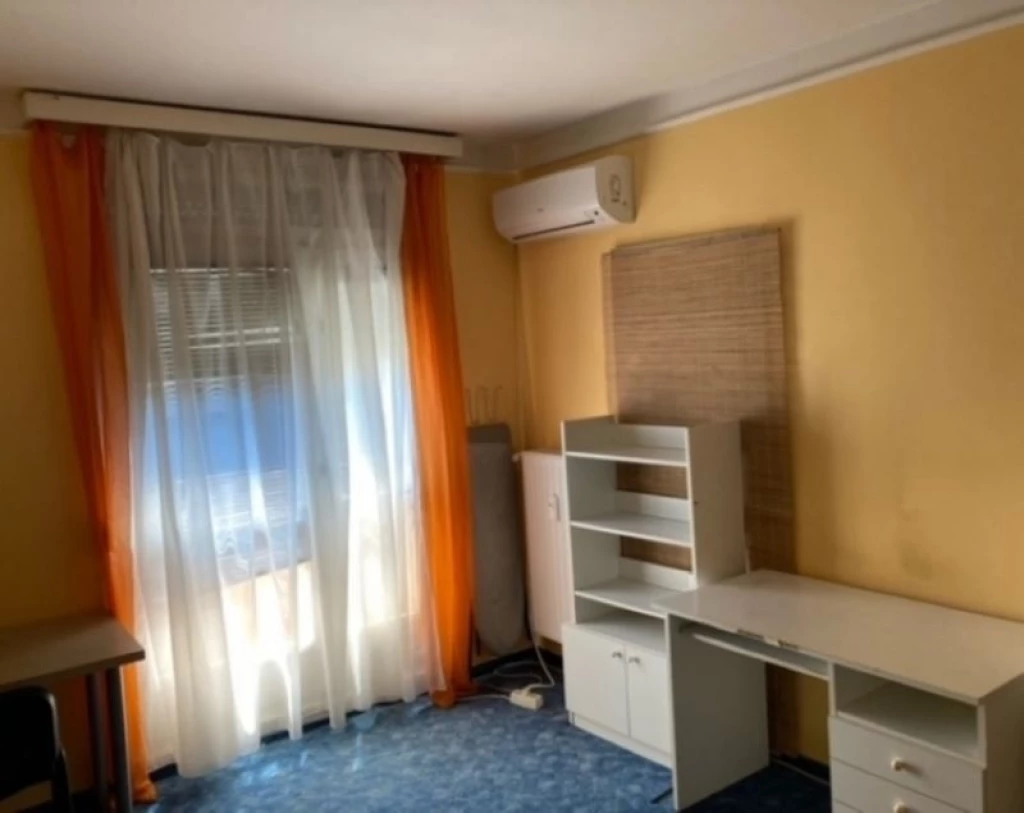 Eladó panellakás, Pécs, Egyetemváros