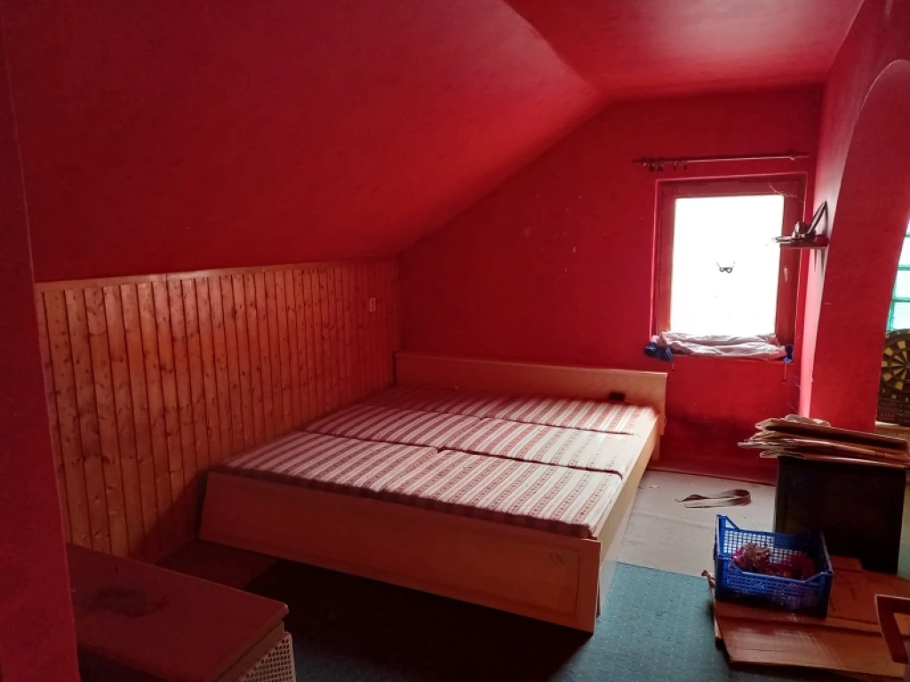 Eladó családi ház, Pécs, Mecsekoldal/Deindol