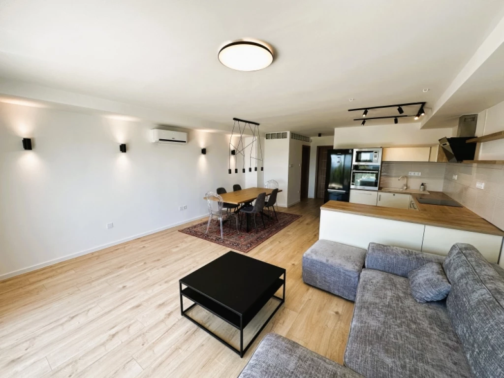 c3-1-name c2-2-name, Pécs, Mecsekoldal/Gyükés