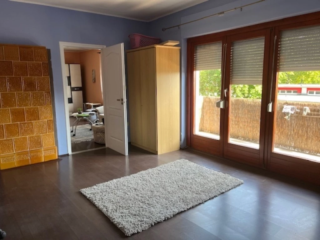 Eladó téglalakás, Pécs, Egyetemváros
