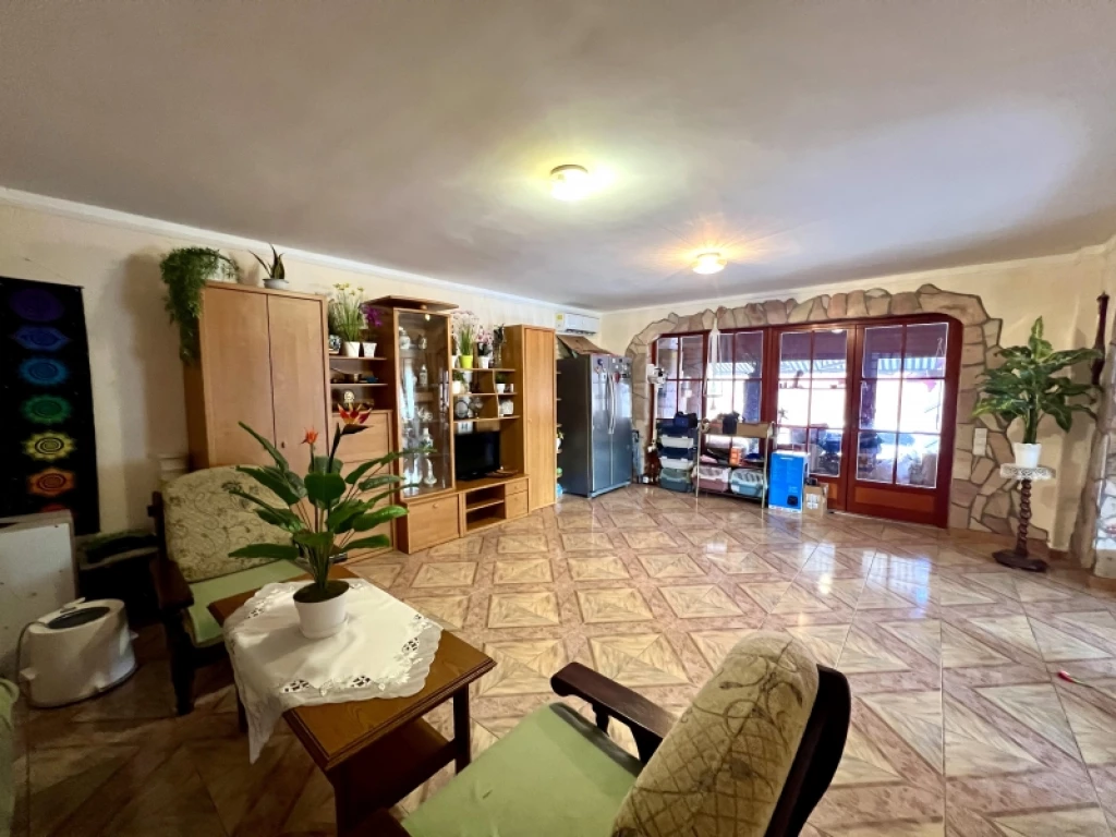 c3-1-name c2-1-name, Kozármisleny