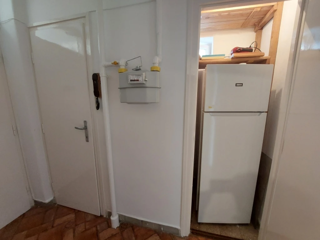 c3-2-name c2-19-name, Pécs, Belváros