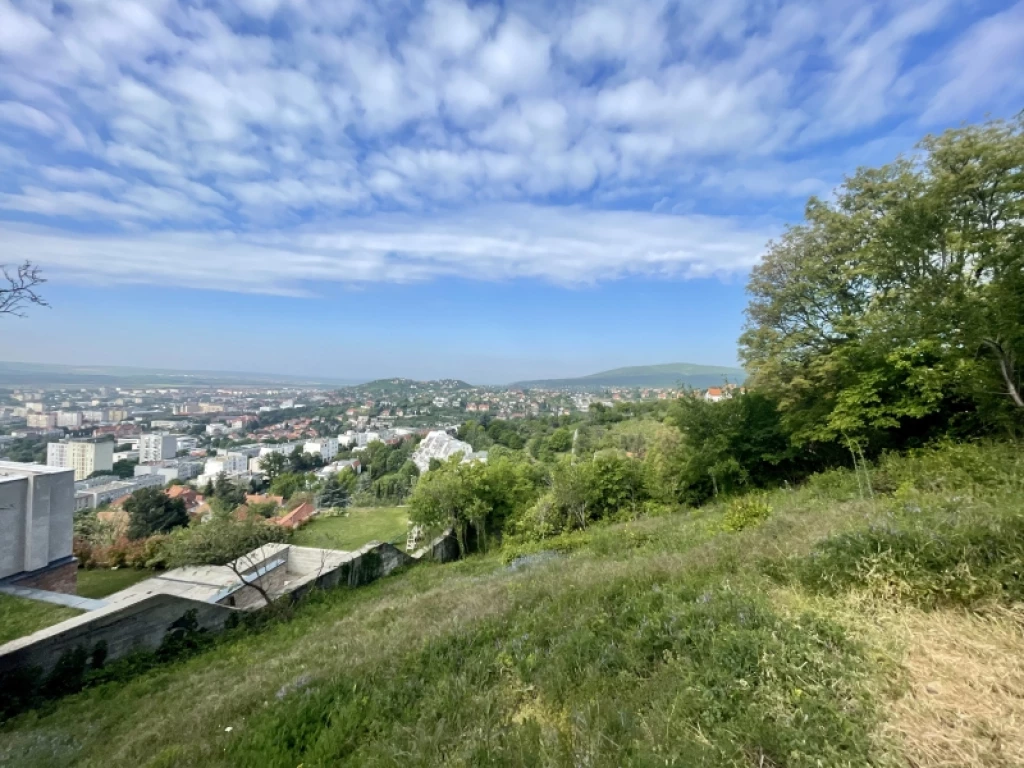 c3-1-name c2-2-name, Pécs, Mecsekoldal/Szkókó