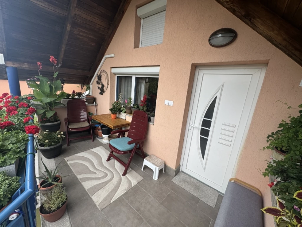 For sale brick flat, Harkány