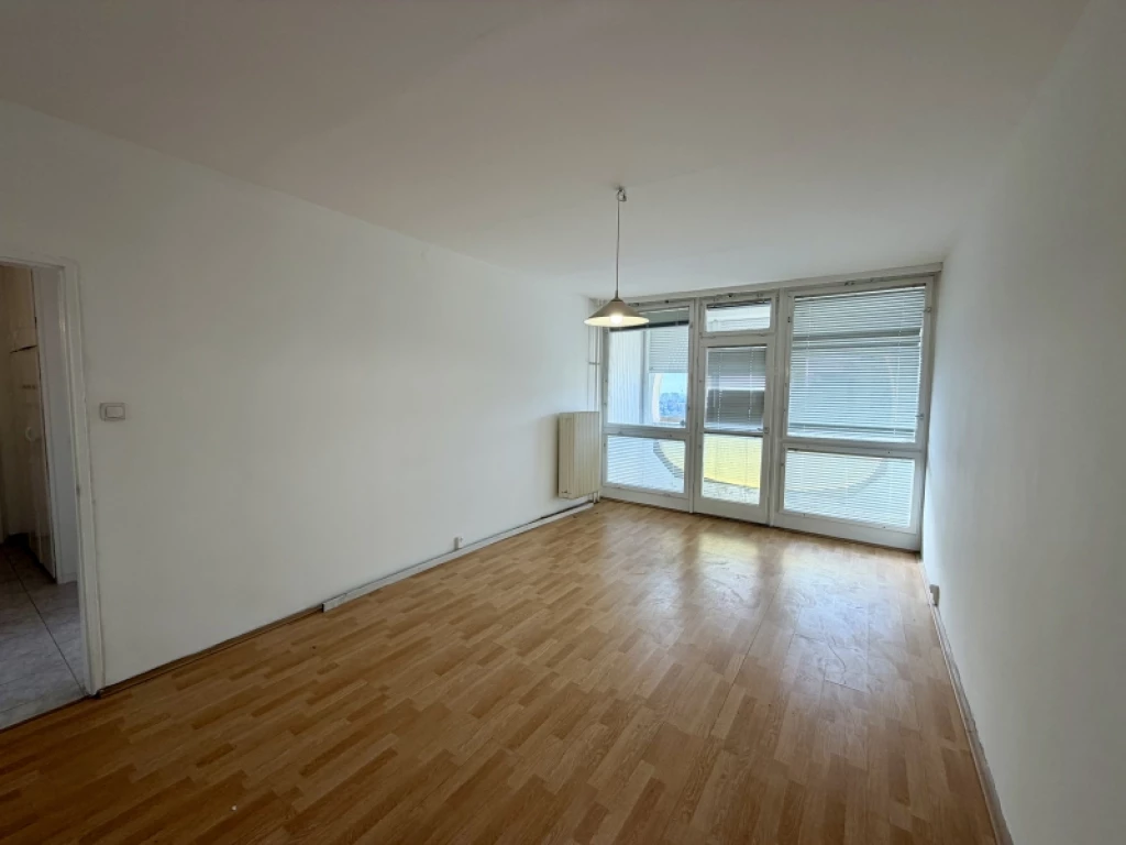 c3-1-name c2-20-name, Pécs, Egyetemváros