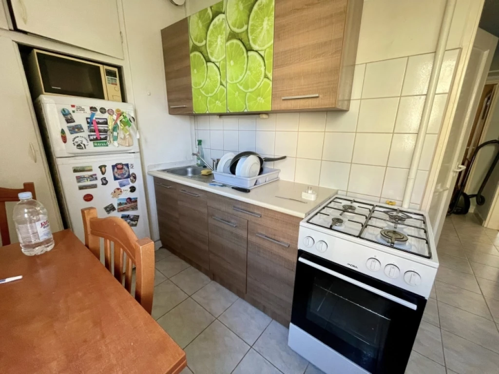 c3-1-name c2-20-name, Pécs, Egyetemváros